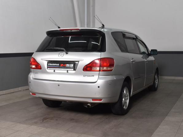 Toyota Ipsum II (M20) с пробегом 2002 года, цена 679 999 рублей, 248827 км, компактвэн, Автокод Объявления
