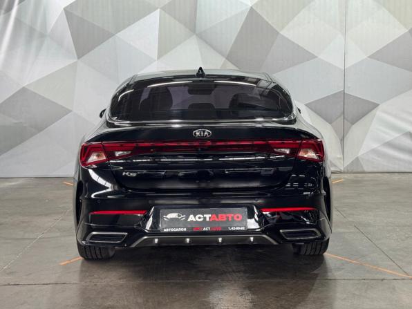 Kia K5 III с пробегом 2021 года, цена 2 350 000 рублей, 117500 км, седан, Автокод Объявления