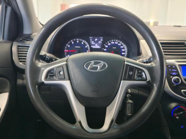 Hyundai Solaris I с пробегом 2012 года, цена 770 000 рублей, 262000 км, хэтчбек, Автокод Объявления