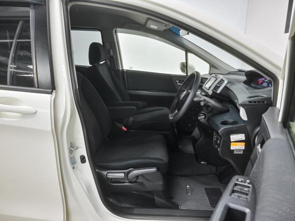 Honda Freed I Рестайлинг с пробегом 2012 года, цена 1 099 000 рублей, 205923 км, компактвэн, Автокод Объявления