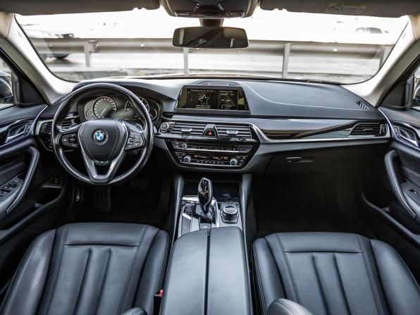 BMW 5 серии VII (G30/G31/G38) с пробегом 2017 года, цена 2 848 000 рублей, 149499 км, седан, Автокод Объявления
