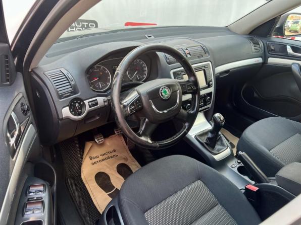 Skoda Octavia II (A5) Рестайлинг с пробегом 2011 года, цена 750 000 рублей, 314028 км, универсал, Автокод Объявления