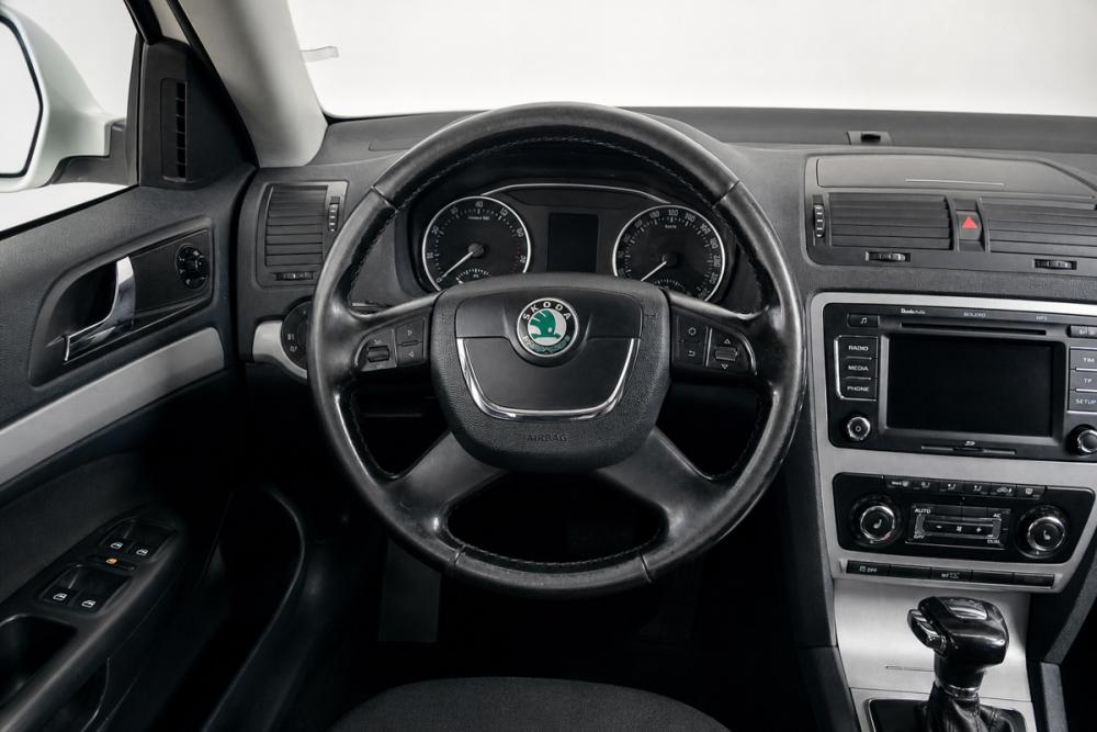 Skoda Octavia II (A5) Рестайлинг Челябинск  - изображение 9