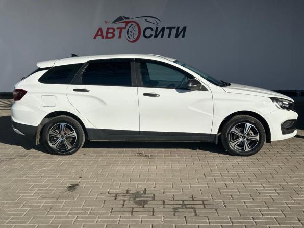 Lada (ВАЗ) Vesta I Рестайлинг (NG) с пробегом 2024 года, цена 1 422 000 рублей, 38000 км, универсал, Автокод Объявления