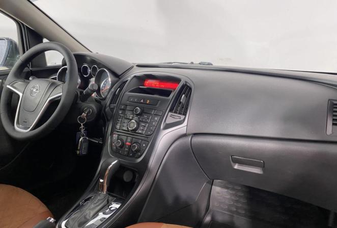Opel Astra H Рестайлинг с пробегом 2011 года, цена 630 000 рублей, 253106 км, хэтчбек, Автокод Объявления