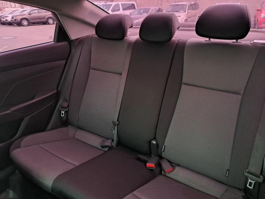 Hyundai Solaris II Санкт-Петербург  - изображение 17