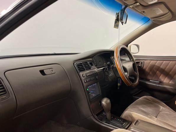 Toyota Mark II VII (X90) с пробегом 1995 года, цена 800 000 рублей, 529729 км, седан, Автокод Объявления