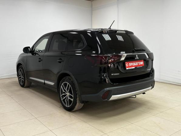Mitsubishi Outlander III Рестайлинг 2 с пробегом 2015 года, цена 1 595 000 рублей, 182216 км, внедорожник, Автокод Объявления