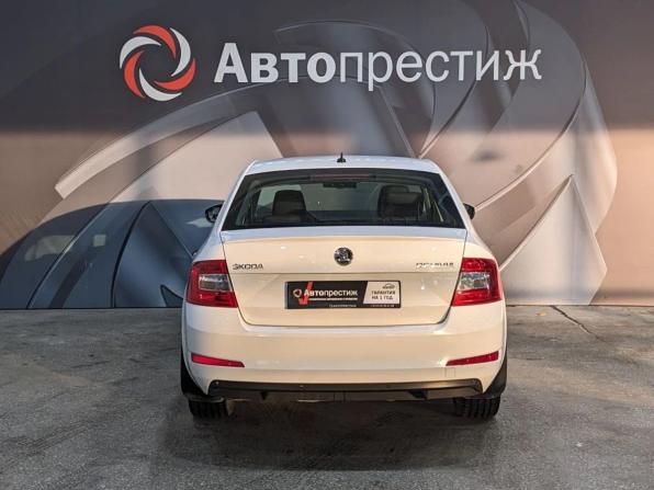 Skoda Octavia III (A7) с пробегом 2015 года, цена 1 335 000 рублей, 232000 км, лифтбек, Автокод Объявления