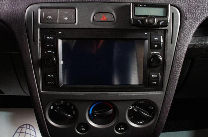 Ford Fusion I Рестайлинг с пробегом 2007 года, цена 629 000 рублей, 193237 км, хэтчбек, Автокод Объявления
