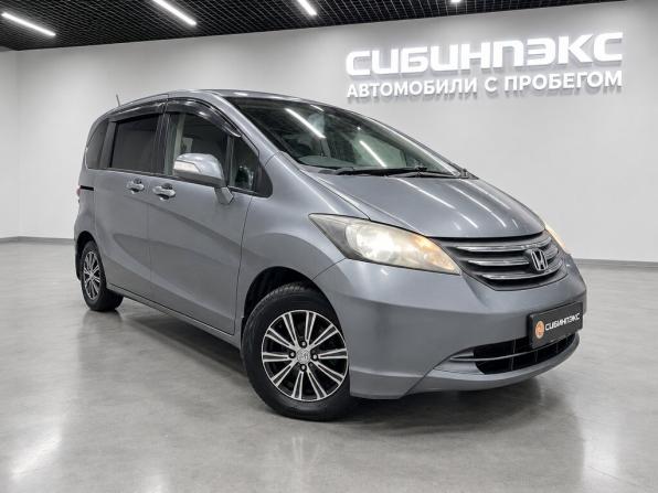 Honda Freed I с пробегом 2009 года, цена 1 000 000 рублей, 109000 км, компактвэн, Автокод Объявления