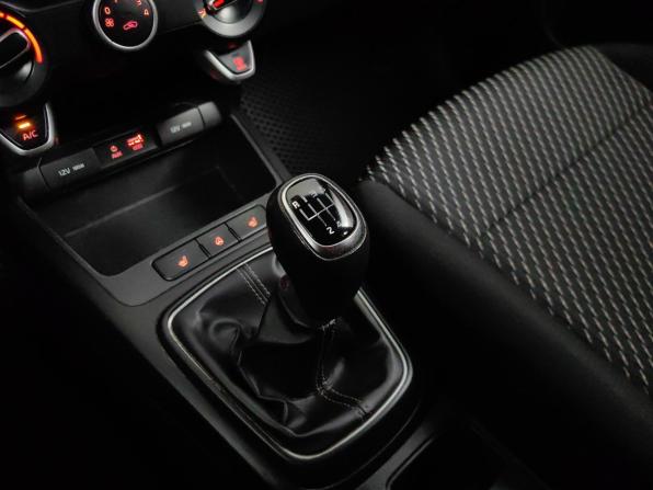 Kia Rio IV с пробегом 2020 года, цена 1 221 000 рублей, 140000 км, седан, Автокод Объявления