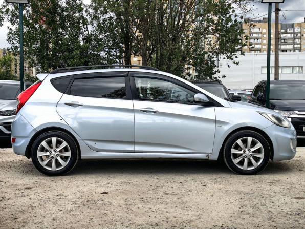 Hyundai Solaris I с пробегом 2012 года, цена 569 000 рублей, 243086 км, хэтчбек, Автокод Объявления