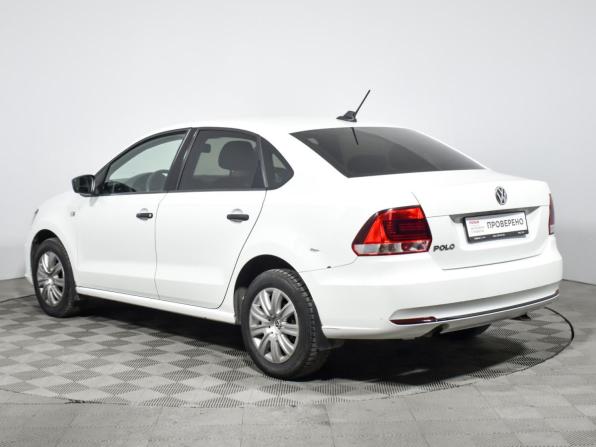 Volkswagen Polo V Рестайлинг с пробегом 2017 года, цена 689 000 рублей, 180279 км, седан, Автокод Объявления