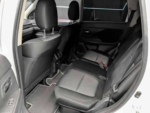 Mitsubishi Outlander III Рестайлинг 3 с пробегом 2020 года, цена 2 399 000 рублей, 98552 км, внедорожник, Автокод Объявления