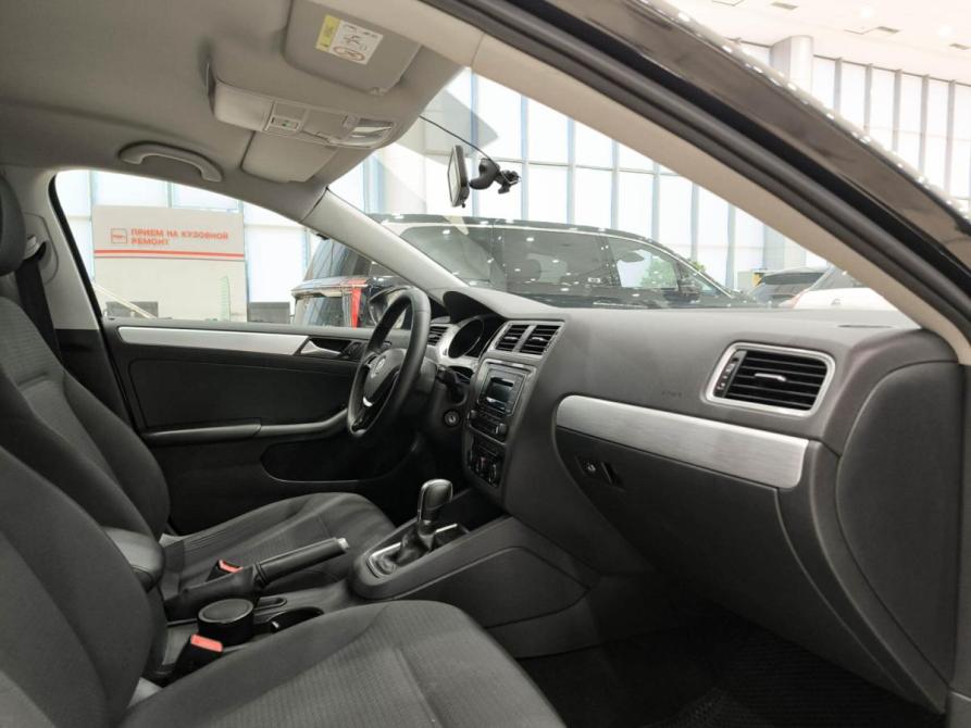 Volkswagen Jetta VI Рестайлинг Казань  - изображение 13
