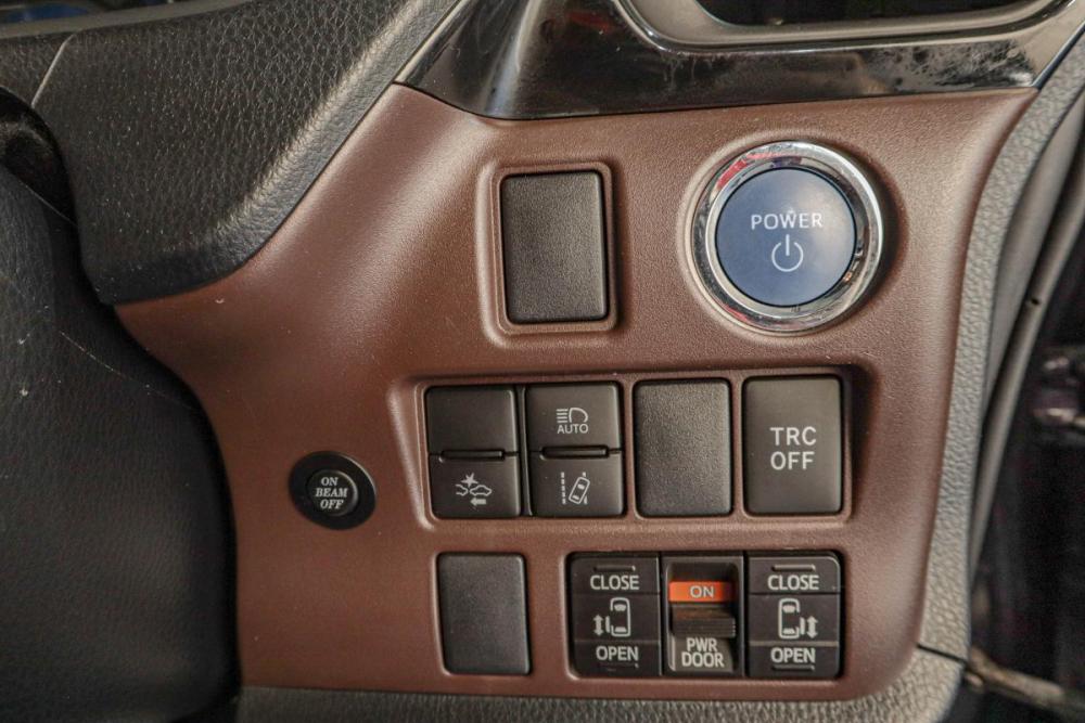 Toyota Esquire I Рестайлинг Челябинск  - изображение 10
