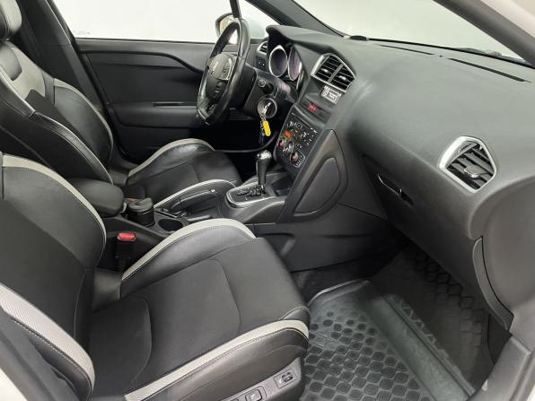 Citroen DS4 с пробегом 2012 года, цена 699 000 рублей, 124614 км, хэтчбек, Автокод Объявления