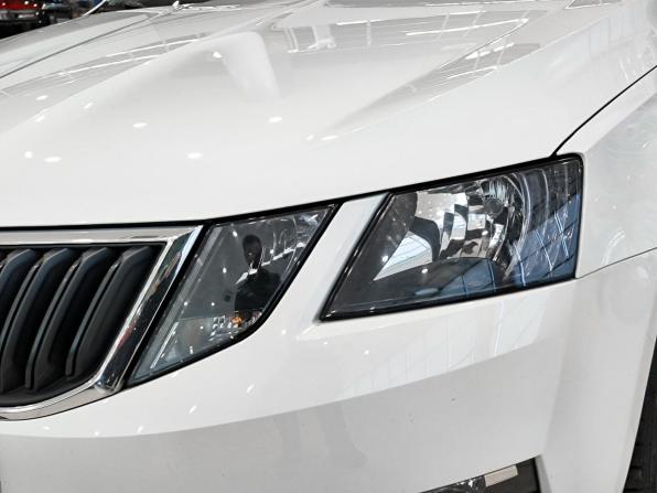 Skoda Octavia III (A7) Рестайлинг с пробегом 2020 года, цена 1 650 000 рублей, 154000 км, лифтбек, Автокод Объявления