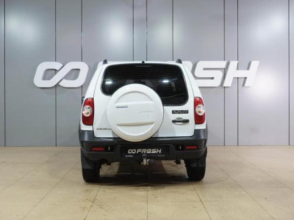 Chevrolet Niva I Рестайлинг с пробегом 2018 года, цена 789 000 рублей, 110391 км, внедорожник, Автокод Объявления
