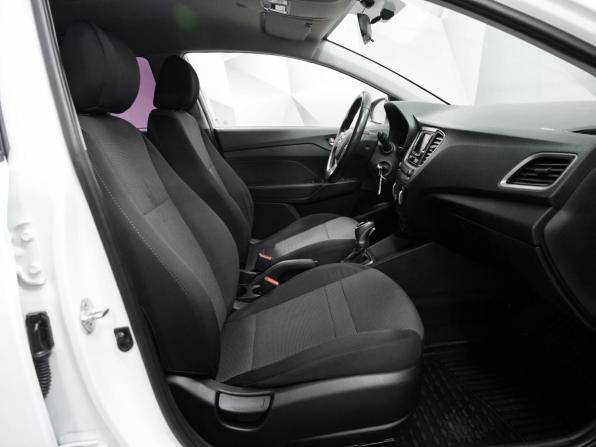 Hyundai Solaris II с пробегом 2018 года, цена 1 109 000 рублей, 151902 км, седан, Автокод Объявления