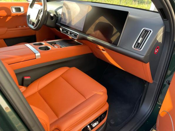 Li Auto (Lixiang) L7 I с пробегом 2023 года, цена 7 250 000 рублей, 2400 км, внедорожник, Автокод Объявления