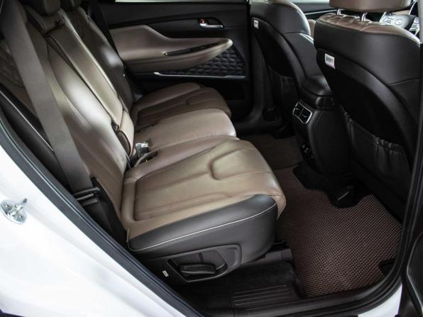 Hyundai Santa Fe IV Рестайлинг с пробегом 2021 года, цена 2 980 000 рублей, 79621 км, внедорожник, Автокод Объявления