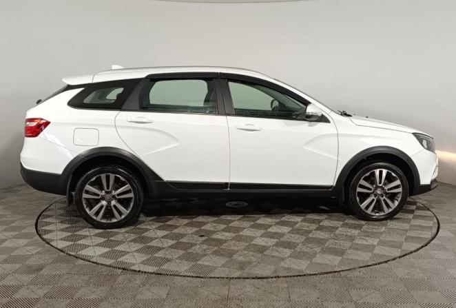 Lada (ВАЗ) Vesta I с пробегом 2021 года, цена 1 160 000 рублей, 111365 км, универсал, Автокод Объявления
