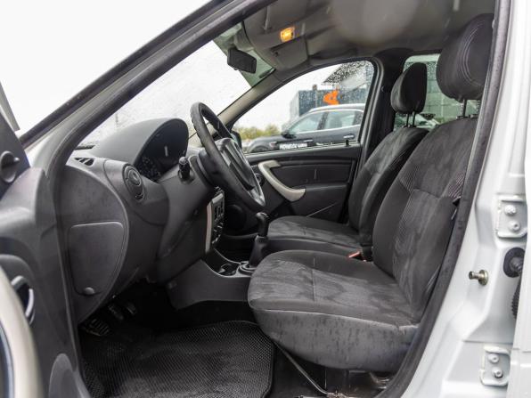 Renault Logan I Рестайлинг с пробегом 2015 года, цена 798 000 рублей, 56740 км, седан, Автокод Объявления