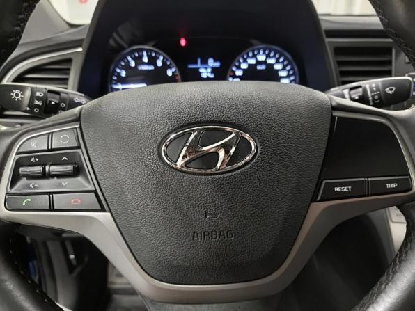 Hyundai Elantra VI (AD) с пробегом 2017 года, цена 1 365 000 рублей, 122007 км, седан, Автокод Объявления