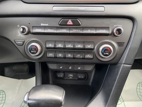 Kia Sportage IV Рестайлинг с пробегом 2021 года, цена 1 788 000 рублей, 178087 км, внедорожник, Автокод Объявления