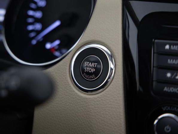 Nissan X-Trail III Рестайлинг с пробегом 2021 года, цена 2 699 000 рублей, 79686 км, внедорожник, Автокод Объявления
