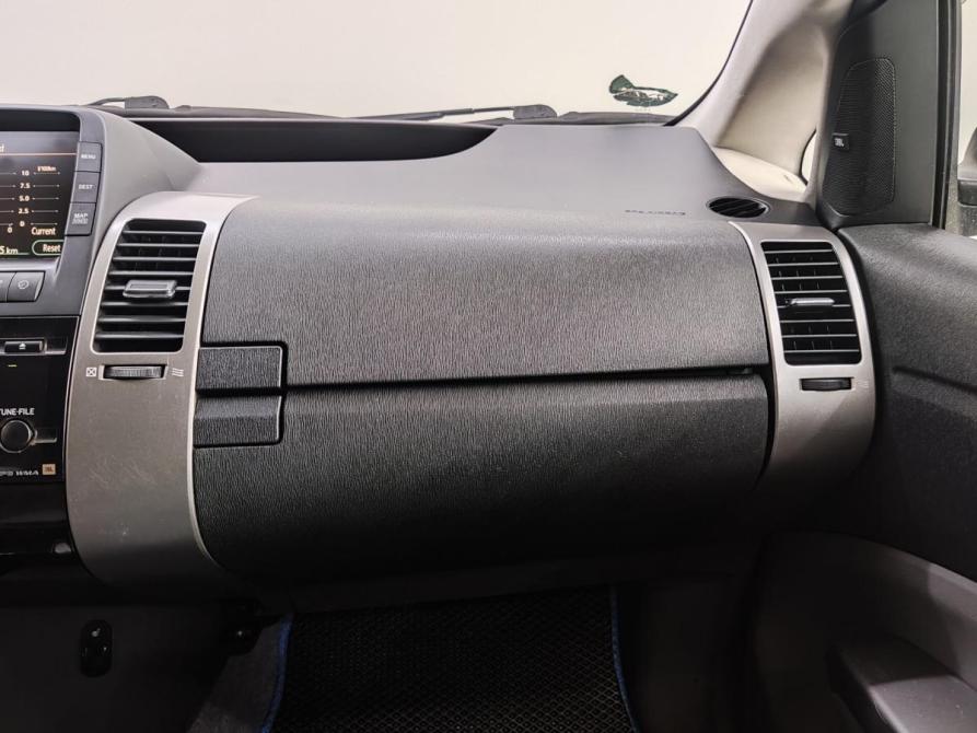 Toyota Prius II Рестайлинг (XW20) Барнаул  - изображение 13