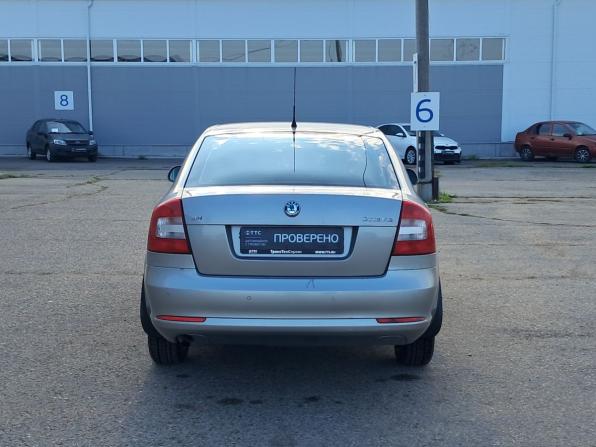 Skoda Octavia II (A5) Рестайлинг с пробегом 2011 года, цена 800 000 рублей, 210000 км, лифтбек, Автокод Объявления