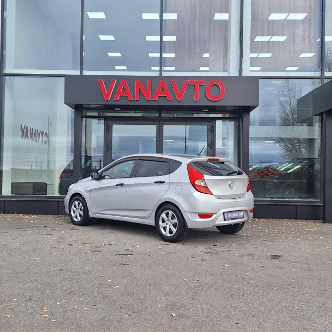 Hyundai Solaris I Азнакаево  - изображение 3