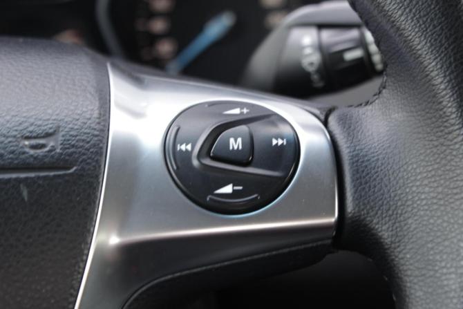 Ford Focus III с пробегом 2012 года, цена 870 000 рублей, 170325 км, универсал, Автокод Объявления
