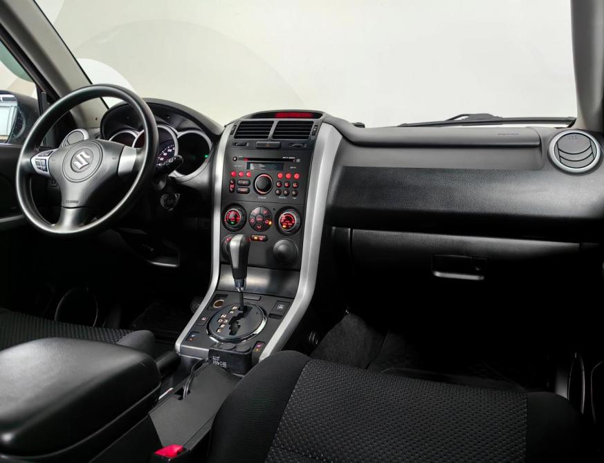 Suzuki Grand Vitara II Москва  - изображение 7