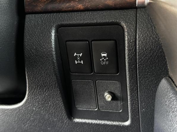 Toyota Land Cruiser 200 Series с пробегом 2011 года, цена 3 550 000 рублей, 253538 км, внедорожник, Автокод Объявления