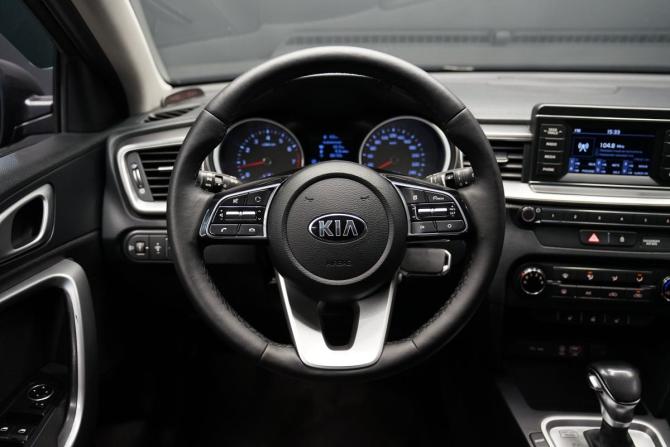 Kia Ceed III с пробегом 2019 года, цена 1 688 000 рублей, 179624 км, универсал, Автокод Объявления