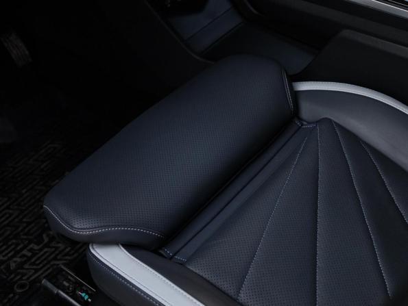 Geely Atlas II с пробегом 2023 года, цена 2 590 000 рублей, 6241 км, внедорожник, Автокод Объявления