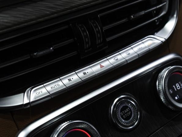 Hongqi H9 I с пробегом 2023 года, цена 3 999 700 рублей, 12566 км, седан, Автокод Объявления