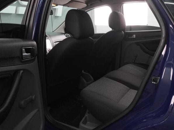 Ford Focus II Рестайлинг с пробегом 2011 года, цена 699 000 рублей, 220301 км, седан, Автокод Объявления