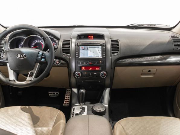 Kia Sorento II с пробегом 2011 года, цена 1 290 000 рублей, 262189 км, внедорожник, Автокод Объявления