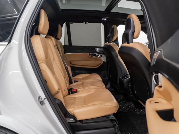 Volvo XC90 II Рестайлинг 1 с пробегом 2021 года, цена 6 360 000 рублей, 94427 км, внедорожник, Автокод Объявления