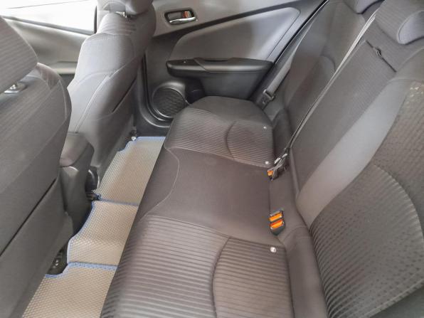Toyota Prius IV (XW50) с пробегом 2016 года, цена 1 499 000 рублей, 112154 км, лифтбек, Автокод Объявления