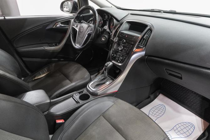 Opel Astra J с пробегом 2011 года, цена 599 000 рублей, 182300 км, хэтчбек, Автокод Объявления