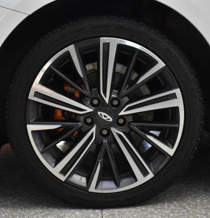 Chery Arrizo 8 с пробегом 2023 года, цена 1 615 000 рублей, 132094 км, седан, Автокод Объявления