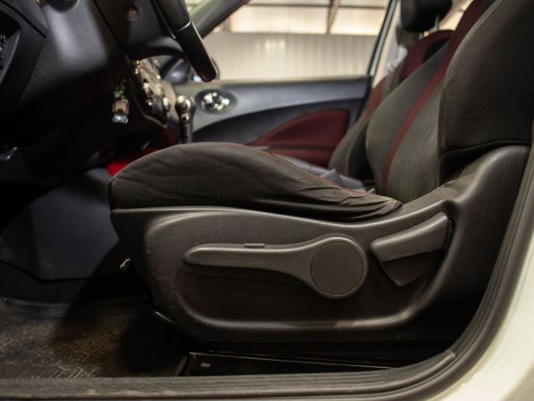 Nissan Juke I с пробегом 2012 года, цена 1 070 000 рублей, 151067 км, внедорожник, Автокод Объявления