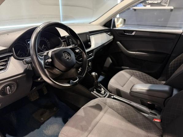Skoda Rapid II с пробегом 2020 года, цена 999 000 рублей, 284000 км, лифтбек, Автокод Объявления