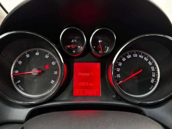 Opel Astra J с пробегом 2011 года, цена 630 000 рублей, 259923 км, хэтчбек, Автокод Объявления